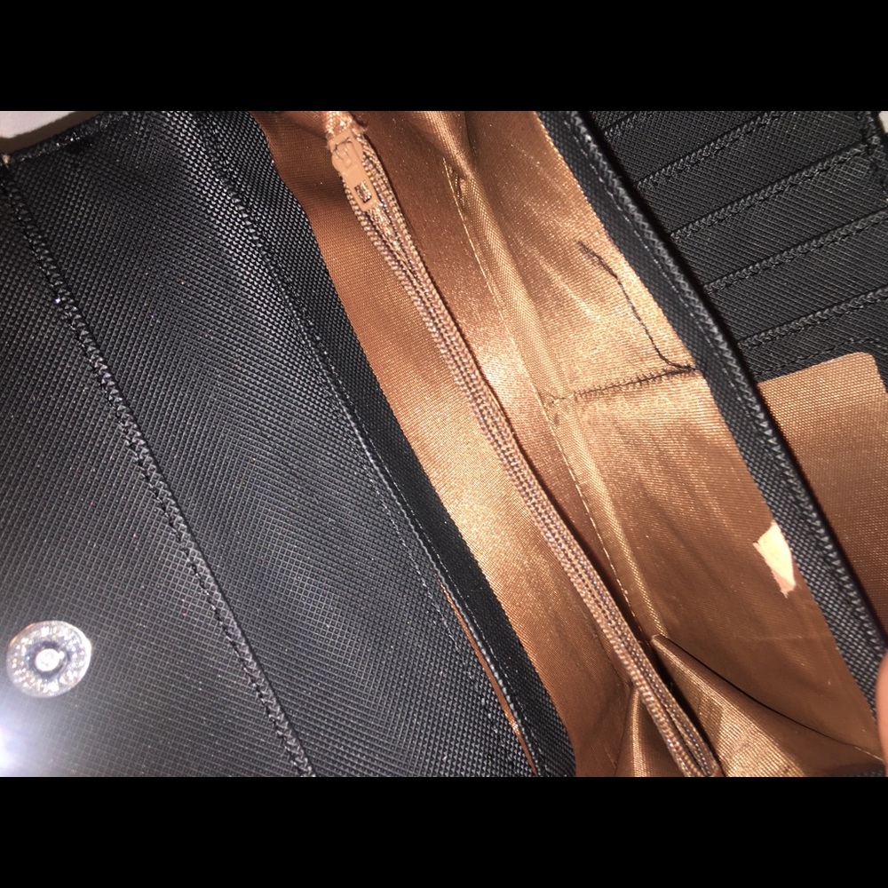 Wallet💕 - Picture 3 of 3